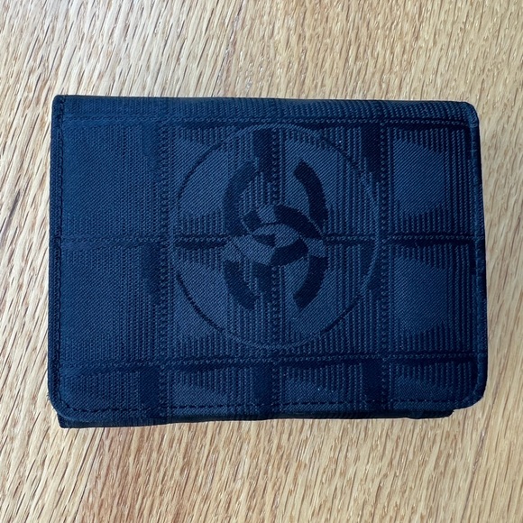 Preloved Chanel Trifold Wallet Black - Picture 6 of 7